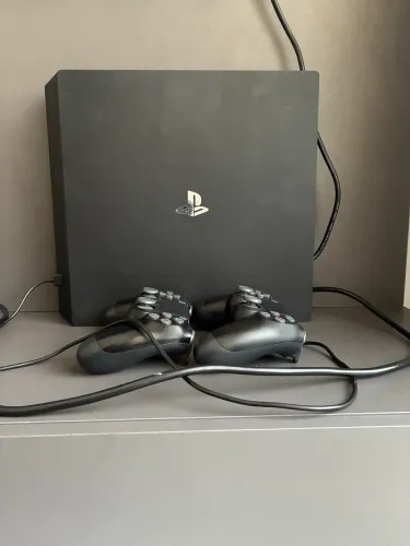 PlayStation 4 pró de 1TB