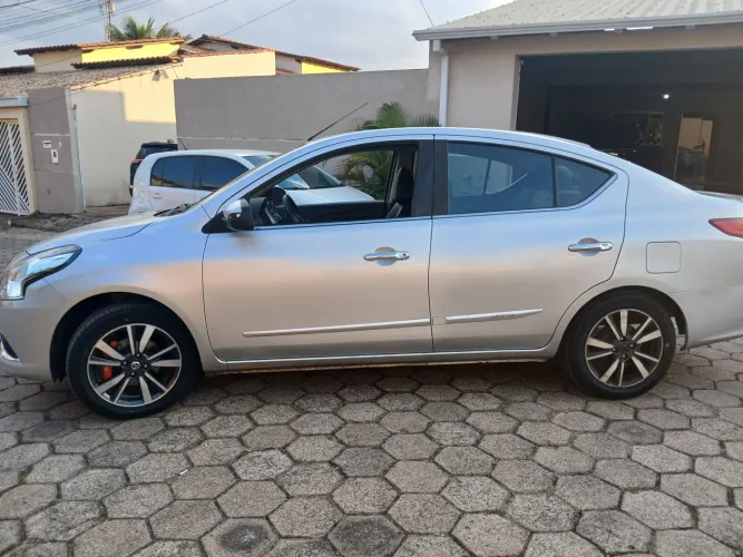 Nissan Versa SL 1.6 16V Flexstart 4P Aut. 2019