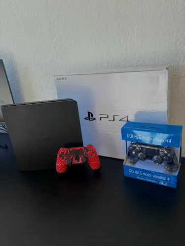 Ps4 slim 1tb + 2 controles + FC26