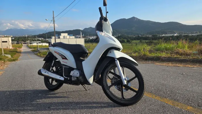 Honda Biz 125 Branca (Manual e Chave Reserva)<br>?