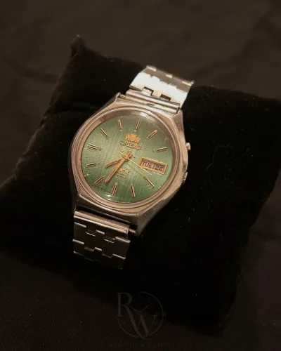 Relógio orient 3 estrelas Verde Sunburst 
