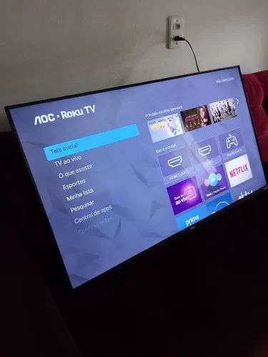 TV SMART AOC - SISTEMA ROKU - 43* TODA PERFEITA