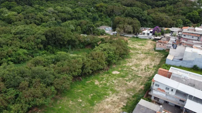Terreno para Venda em Sorocaba-SP, na Vila Mineirão: Localização privilegiada e ótimo pote