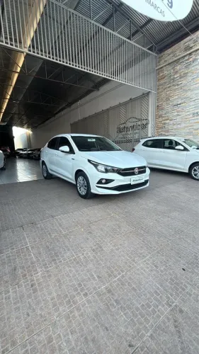 Fiat Cronos Drive 1.8 16V Flex AUT 2020