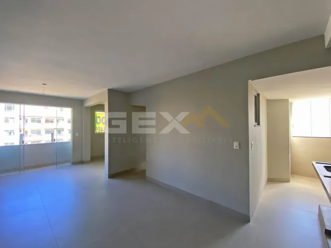 Apartamento à Venda com 03 Quartos no Centro de Divinópolis MG.