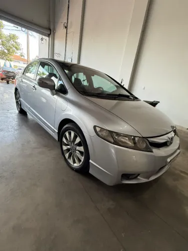 Honda Civic Sedan EXS 1.8/1.8 Flex 16V Aut. 4P 2009