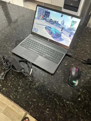 vendo notebook semi novo!