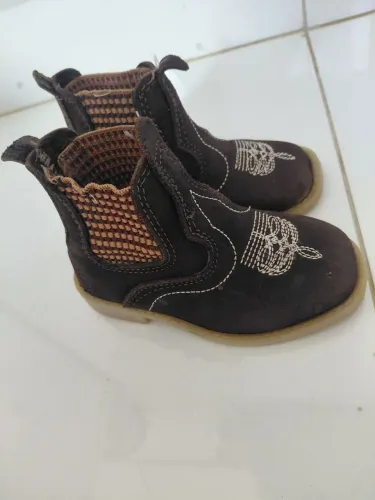 Bota infantil