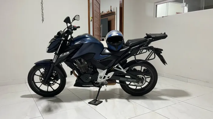 CB300F TWISTER - ABS - 2025