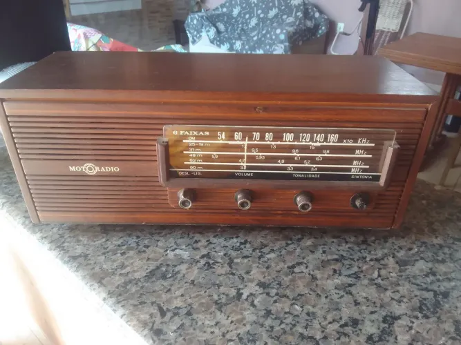 Rádio Motoradio Antigo