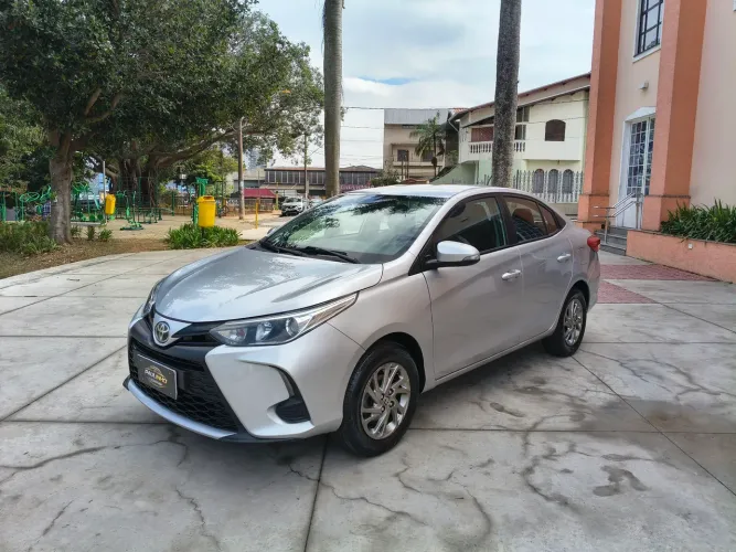 Toyota Yaris XS Sedan 1.5 Flex 16V 4P Aut. 2023
