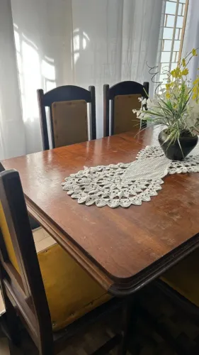 Jogo mesa de jantar com 8 cadeiras