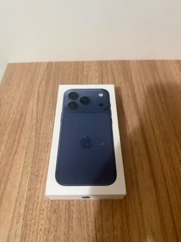 IPHONE 17 PRO 256GB AZUL INTENSO NOVO COM GARANTIA DE 1 ANO