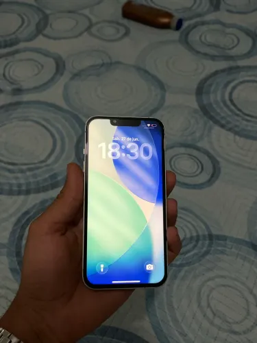 iPhone 13 138gb branco 