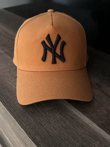 Boné 9FORTY MLB New York Yankees Aba Curva ?ORIGINAL? 