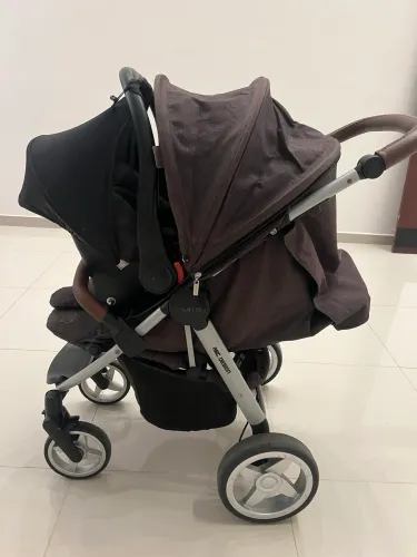 Carrinho de Bebê + bebê conforto ABC Design 