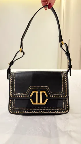 Bolsa de ombro Couro Preta Arezzo