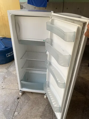 Geladeira consul funcionando perfeitamente 
