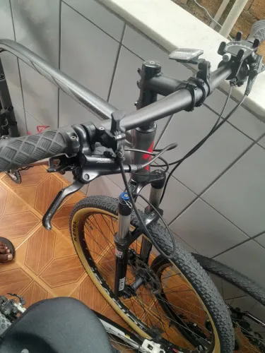 Specialized rockhopper aro 29 toda SLX