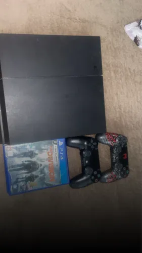 Ps 4 slim