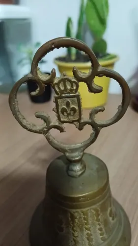 Sineta de Mesa Confeccionada em Bronze