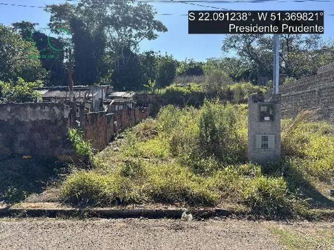 Terreno à venda, 126 m² por R$ 31.165,84 - Parque Alexandrina - Presidente Prudente/SP