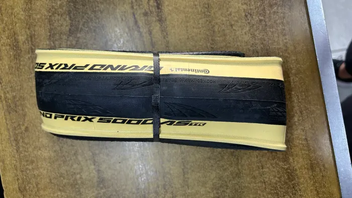 Continental Grand Prix 5000 All Season AS TR
