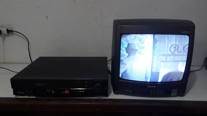Vídeo cassete Panasonic leia a descrição com atenção