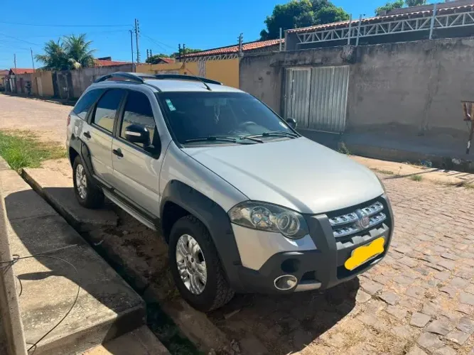 Fiat Palio Weekend Adventure Locker 1.8 Flex 2012