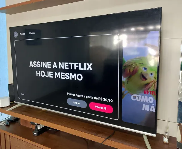 Vende-se 1 TV Philco 58 polegadas, 1 TV Semp 43 polegadas, 1 Caixa de Som Pulse 550Wts