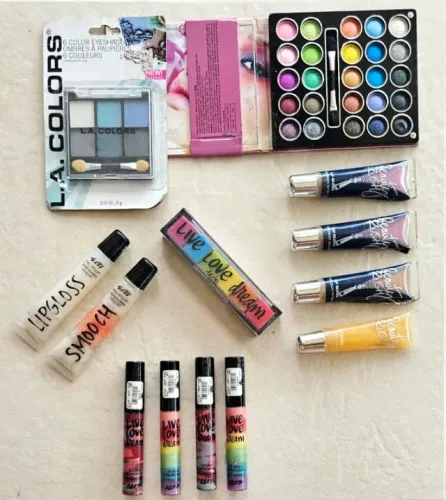 Maquiagem Make Up Aero, Victoria's Secret e Jasmine