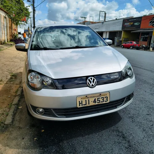 Volkswagen Polo Bluemotion 1.6 Total Flex 8V 5P 2012