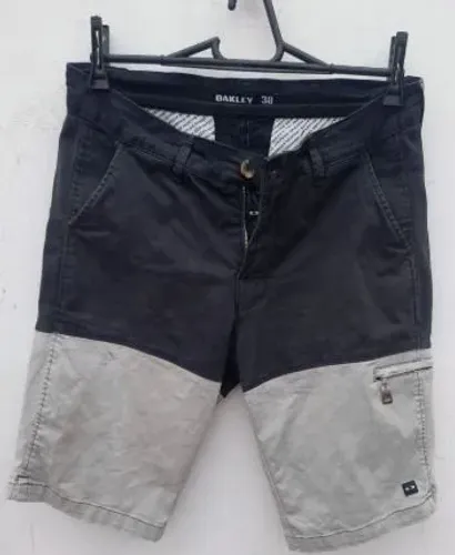 Bermuda Oakley Masculina 38 Preto e Cinza