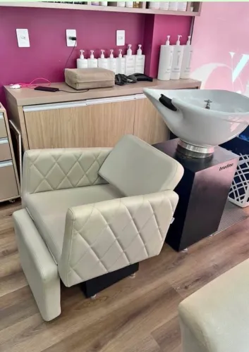 Vendo moveis para salão de beleza