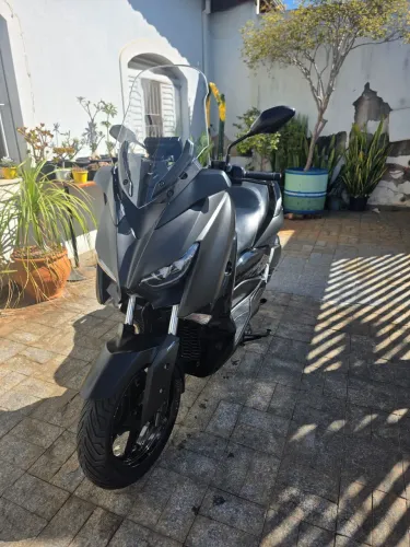 Yamaha Xmax 2021