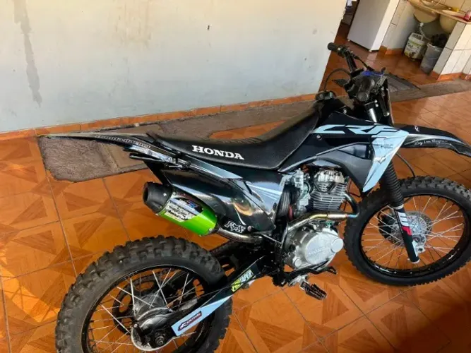 Moto crf Honda 230 2010