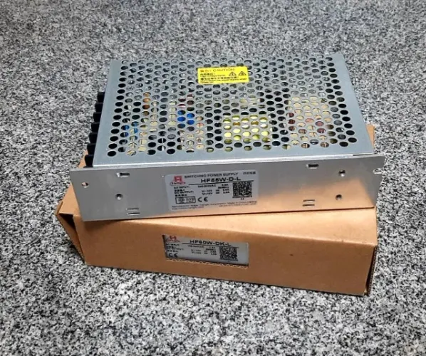 Vendo Fonte de Alimentação 15V, 2A por R$70