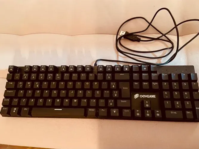 Kit Caneta stylus é Teclado (Super novo  )Howl TC702.  Marca: OEX Game 
