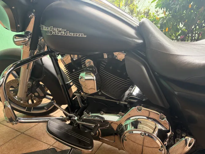Imperdível Harley street glide exemplar diferenciado