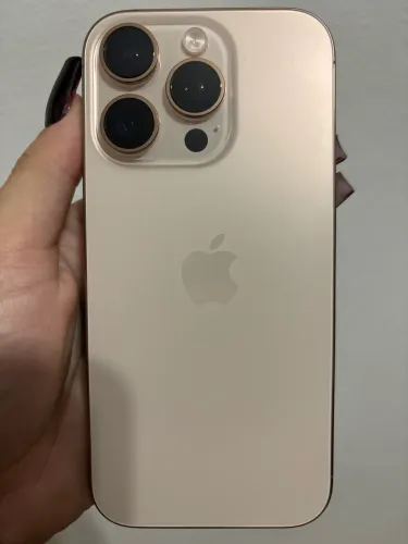 iPhone 16 Pro 