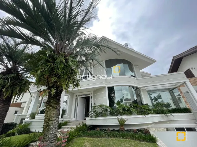 BROGNOLI VENDE- Casa Alto padrão em Jurerê Internacional