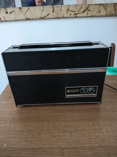 RADIO ZENITH ANTIGO