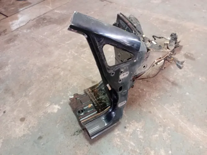 Mini frente longarina lado direito Honda Fit 2005