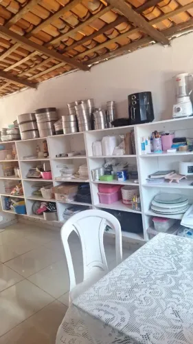 Vendo Estantes pré-moldadas