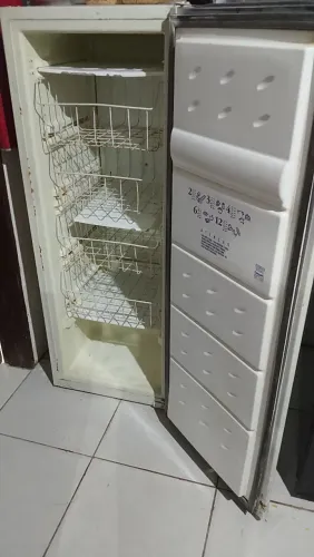 Vendo freezer vertical de gavetas para congelados