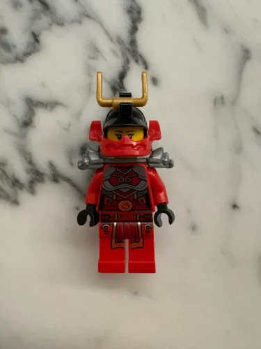 Lego Minifigura Samurai X (Nya) - Ninjago
