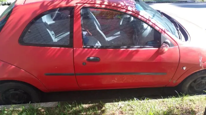 Carro para uso de peças 