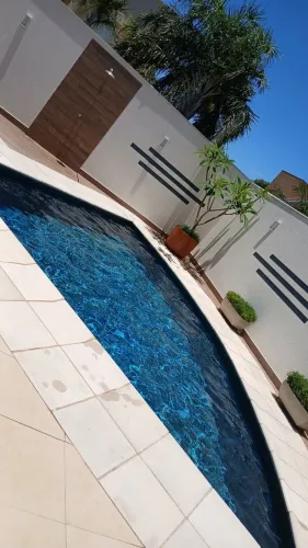 Piscineiro profissional tratamento