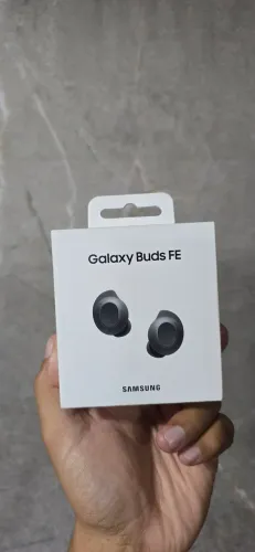 Fone de Ouvido Sem Fio Bluetooth Samsung Galaxy Buds Fe
