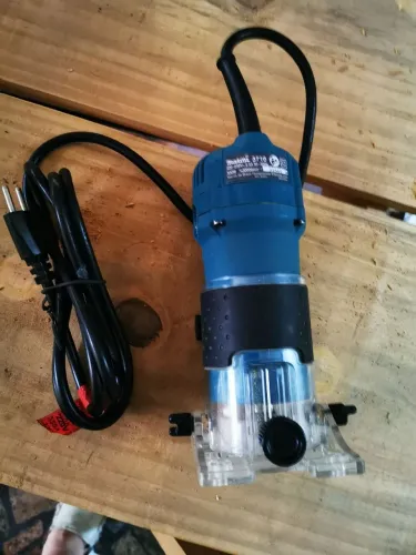 Tupia Makita 3710